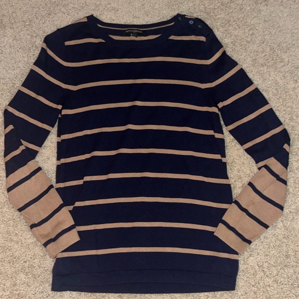 Banana republic sweater